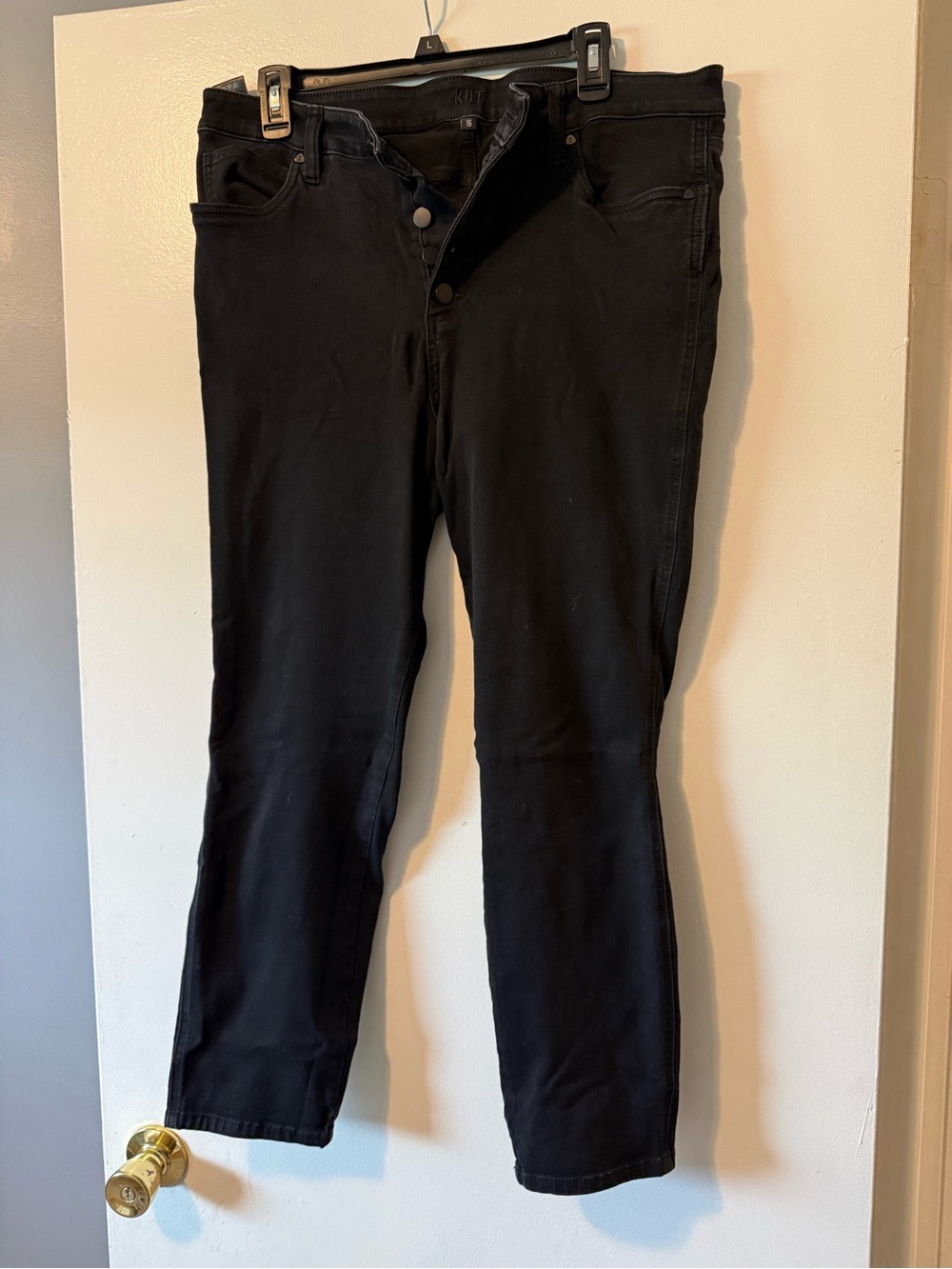 Kut from the Kloth Black Straight-Leg Women's Jeans